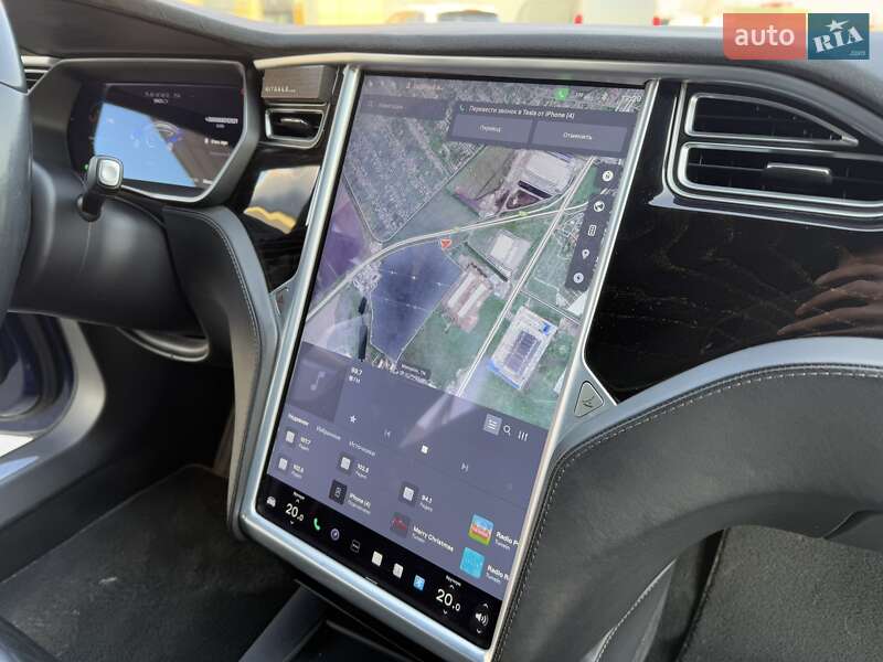 Лифтбек Tesla Model S 2016 в Днепре