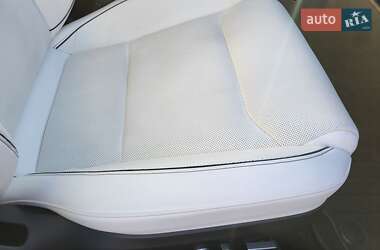 Лифтбек Tesla Model S 2022 в 
