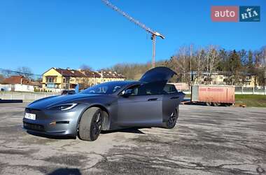 Лифтбек Tesla Model S 2022 в 