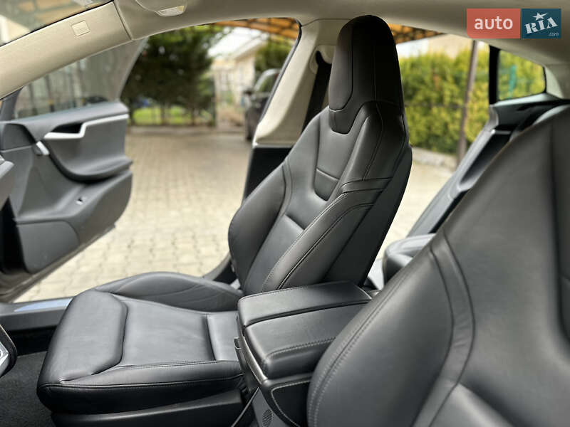 Лифтбек Tesla Model S 2014 в Одессе