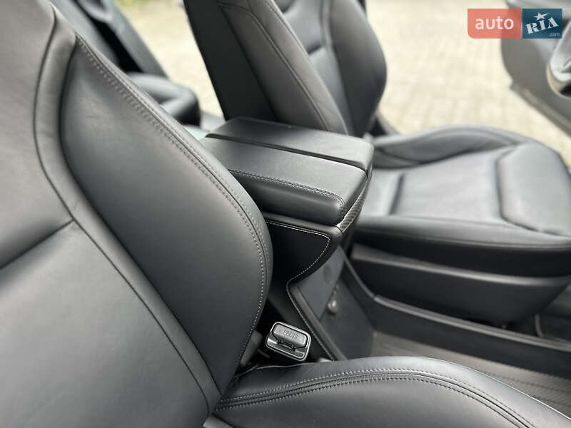 Лифтбек Tesla Model S 2014 в Одессе