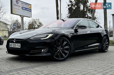 Лифтбек Tesla Model S 2017 в 