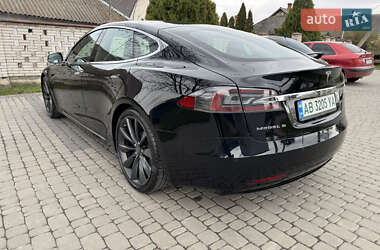 Лифтбек Tesla Model S 2017 в 