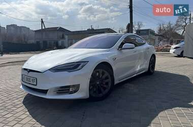 Tesla Model S 2020 Tesla Model S 2020