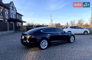 Лифтбек Tesla Model S 2018 в 