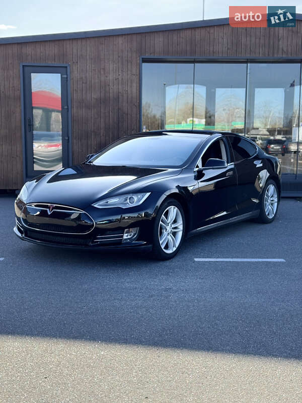 Ліфтбек Tesla Model S 2012 в Києві