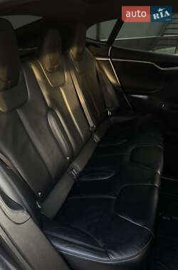 Лифтбек Tesla Model S 2016 в 