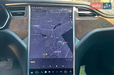 Лифтбек Tesla Model S 2017 в 