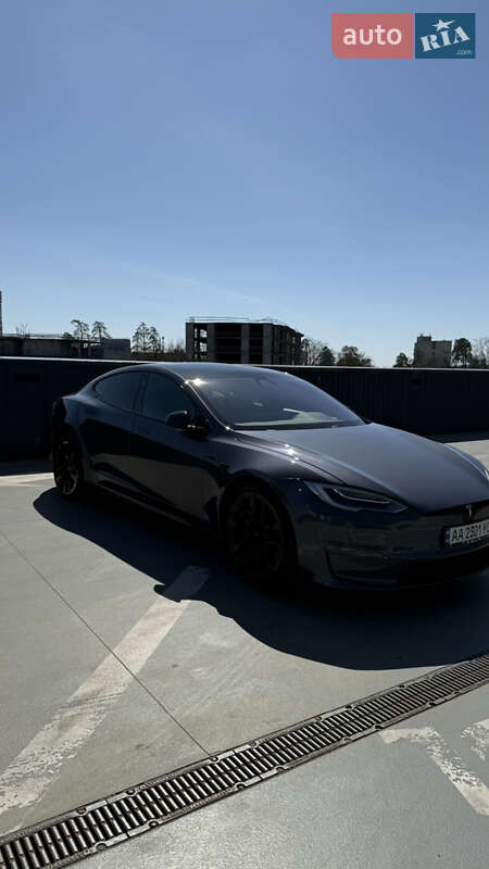 Лифтбек Tesla Model S 2021 в Киеве