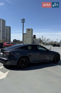 Лифтбек Tesla Model S 2021 в 