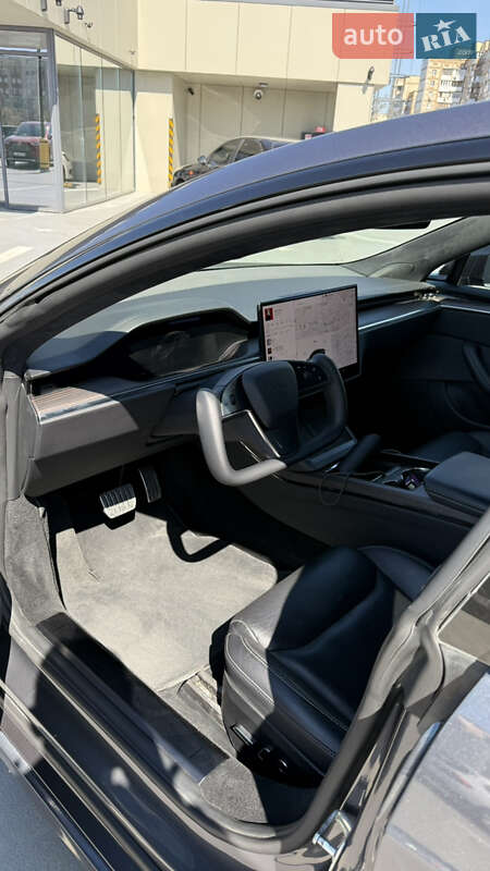 Лифтбек Tesla Model S 2021 в Киеве
