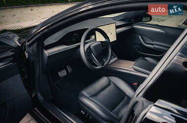 Лифтбек Tesla Model S 2021 в 