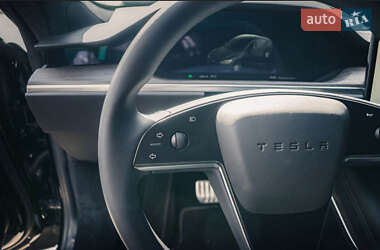 Лифтбек Tesla Model S 2021 в 