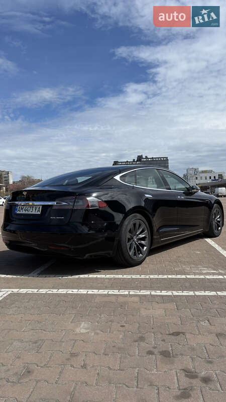 Лифтбек Tesla Model S 2019 в Житомире фото 10 Лифтбек Tesla Model S 2019 в Житомире