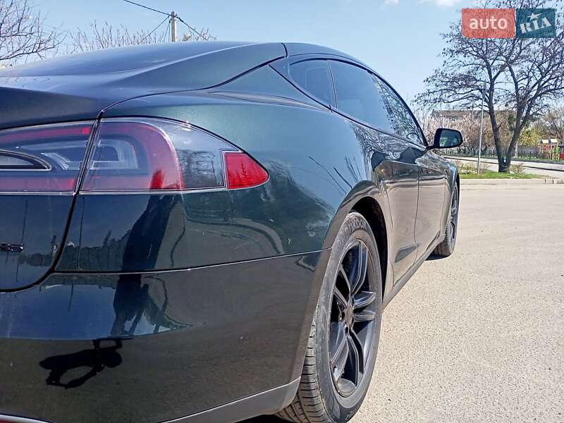 Лифтбек Tesla Model S 2013 в Харькове