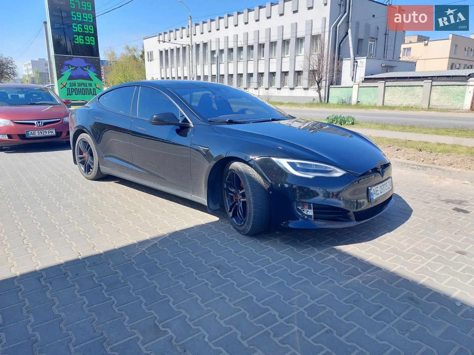 2014 Tesla Model S - мініатюра 7