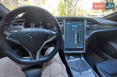 Лифтбек Tesla Model S 2014 в Днепре