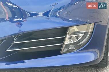 Лифтбек Tesla Model S 2020 в 