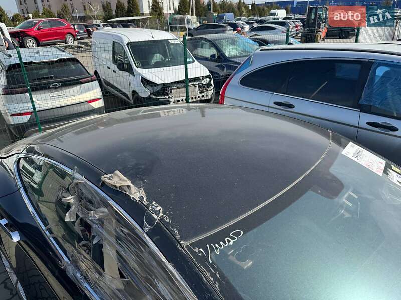 Лифтбек Tesla Model S 2013 в Львове
