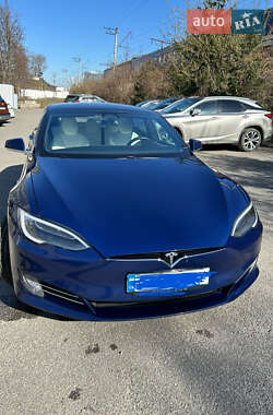 Tesla Model S 2017