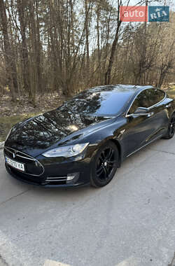 Лифтбек Tesla Model S 2014 в 