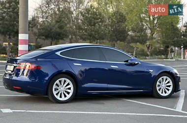 Лифтбек Tesla Model S 2016 в 