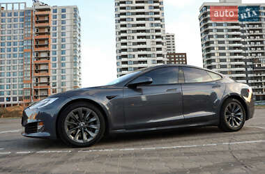 Ліфтбек Tesla Model S 2019 в 
