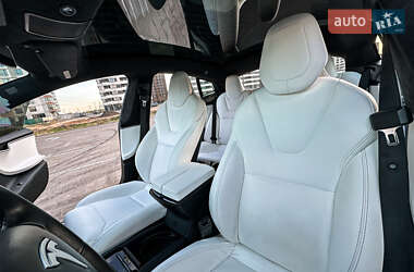 Ліфтбек Tesla Model S 2019 в 