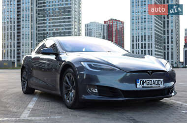 Ліфтбек Tesla Model S 2019 в 