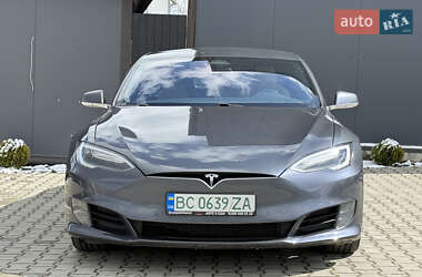 Лифтбек Tesla Model S 2017 в 