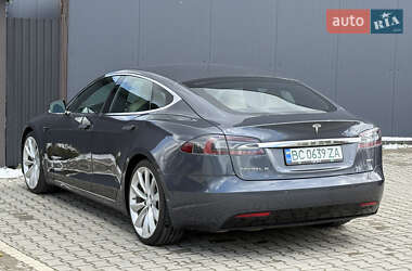 Лифтбек Tesla Model S 2017 в 