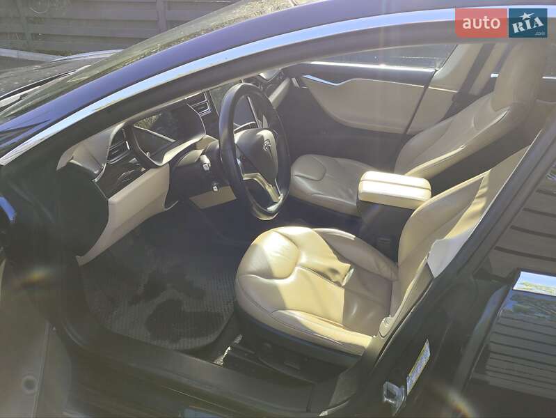 Лифтбек Tesla Model S 2014 в Ирпене фото 7 Лифтбек Tesla Model S 2014 в Ирпене