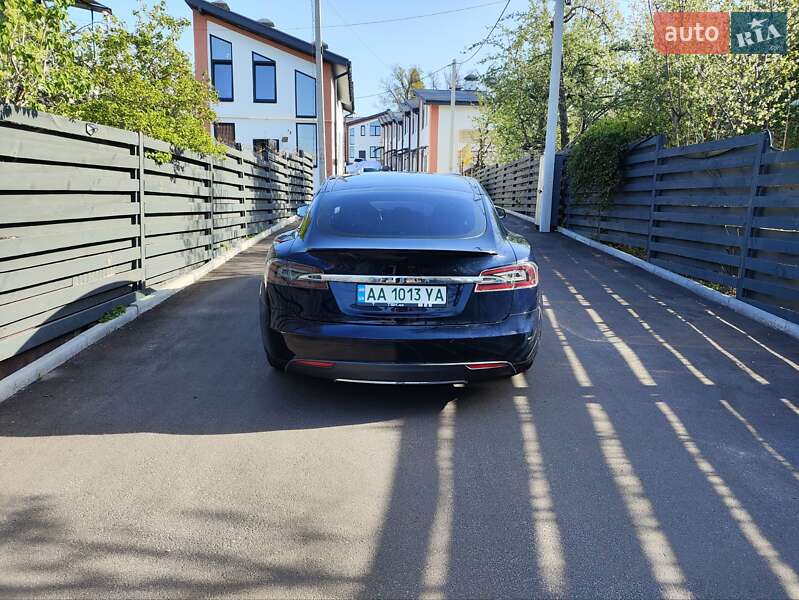 Лифтбек Tesla Model S 2014 в Ирпене фото 5 Лифтбек Tesla Model S 2014 в Ирпене
