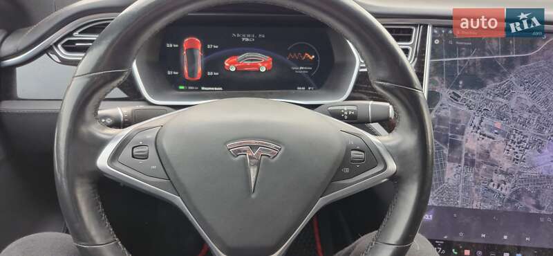 Ліфтбек Tesla Model S 2017 в Києві
