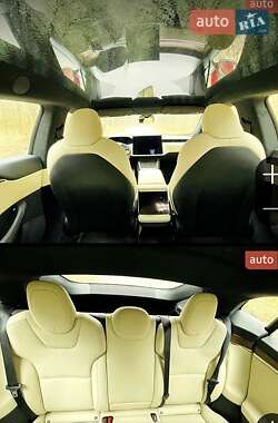 Лифтбек Tesla Model S 2021 в 