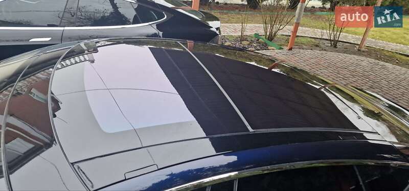 Лифтбек Tesla Model S 2014 в Киеве