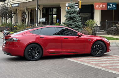 Лифтбек Tesla Model S 2016 в 