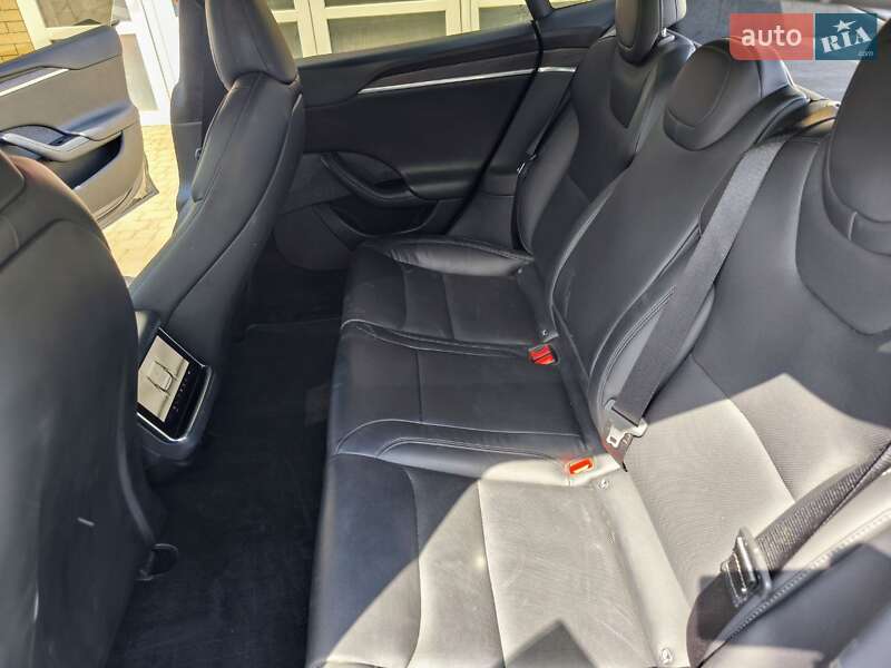 Лифтбек Tesla Model S 2022 в Харькове фото 10 Лифтбек Tesla Model S 2022 в Харькове