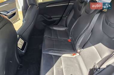 Ліфтбек Tesla Model S 2022 в 