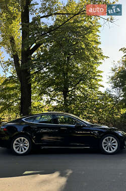 Лифтбек Tesla Model S 2016 в Хмельницком