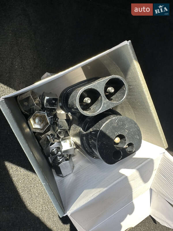 Лифтбек Tesla Model S 2013 в Одессе фото 17 Лифтбек Tesla Model S 2013 в Одессе