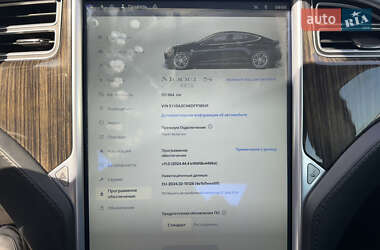 Ліфтбек Tesla Model S 2013 в 