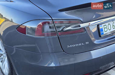 Лифтбек Tesla Model S 2018 в 