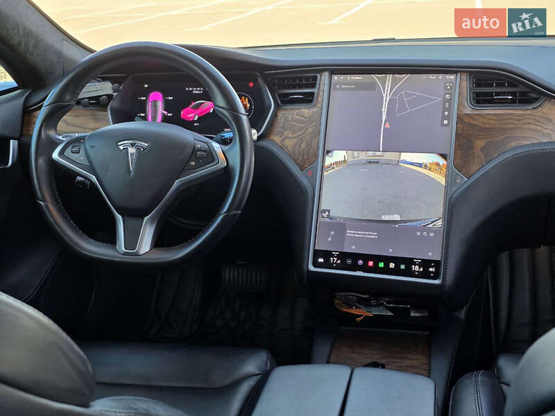 Лифтбек Tesla Model S 2018 в Тернополе