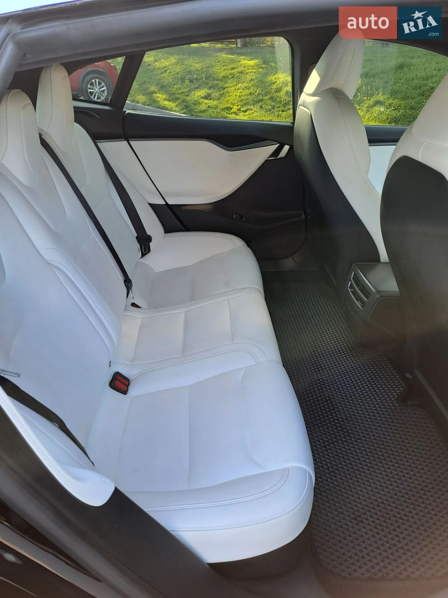 2020 Tesla Model S - мініатюра 15