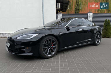 Ліфтбек Tesla Model S 2013 в 