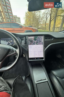 Лифтбек Tesla Model S 2018 в 