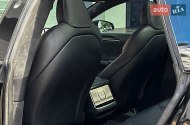 Лифтбек Tesla Model S 2023 в 