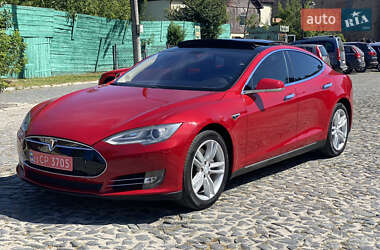 Tesla Model S 2013
