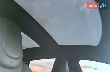 Ліфтбек Tesla Model S 2018 в 